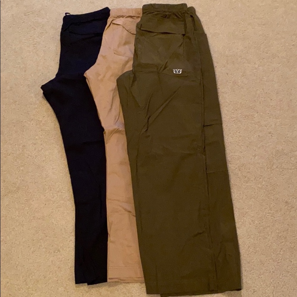 Be Present, men’s yoga pants